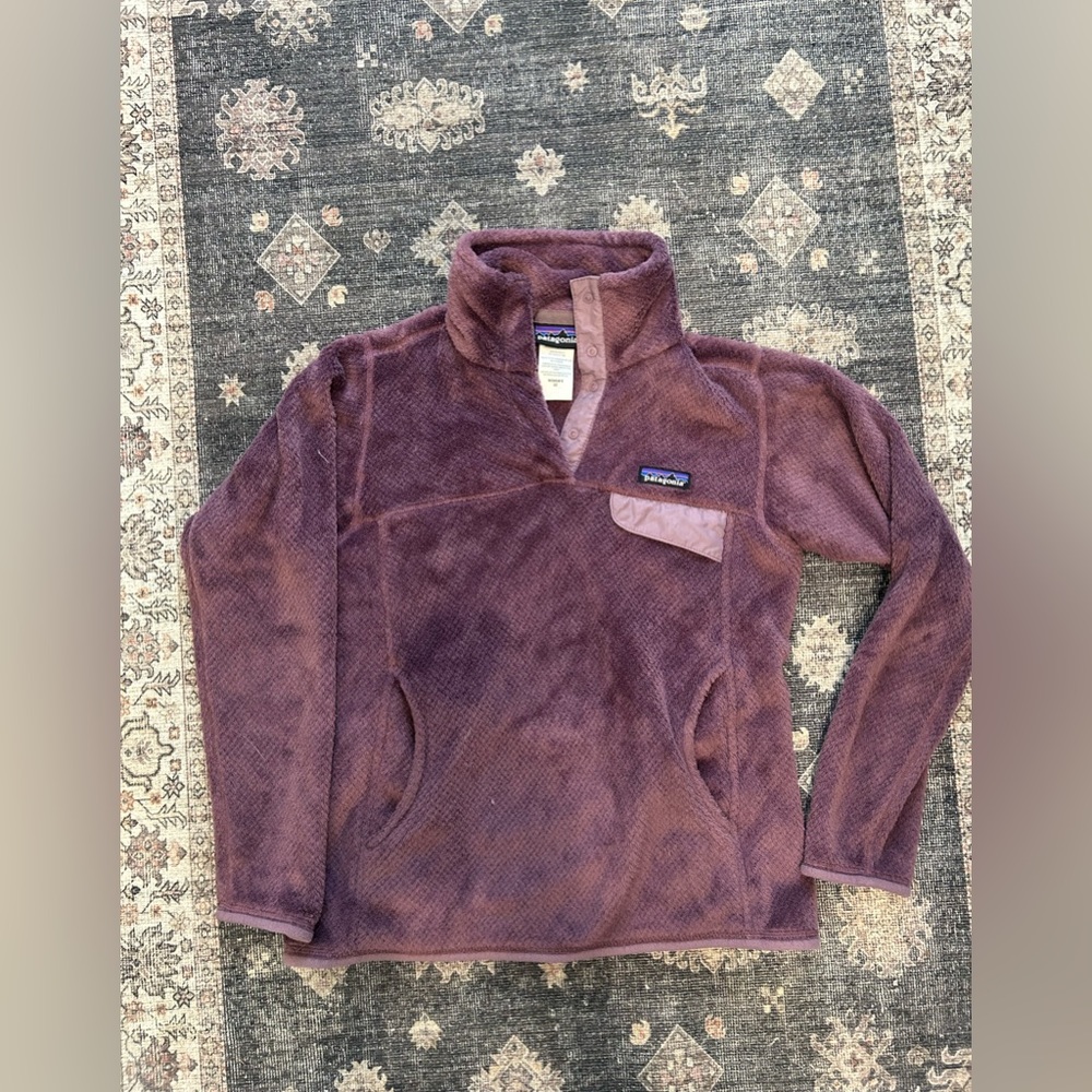 Patagonia snap fleece - like new